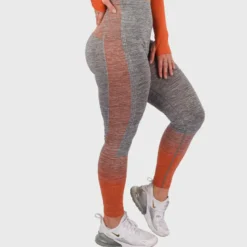 WTWM Weightless Glow Seamless Tights